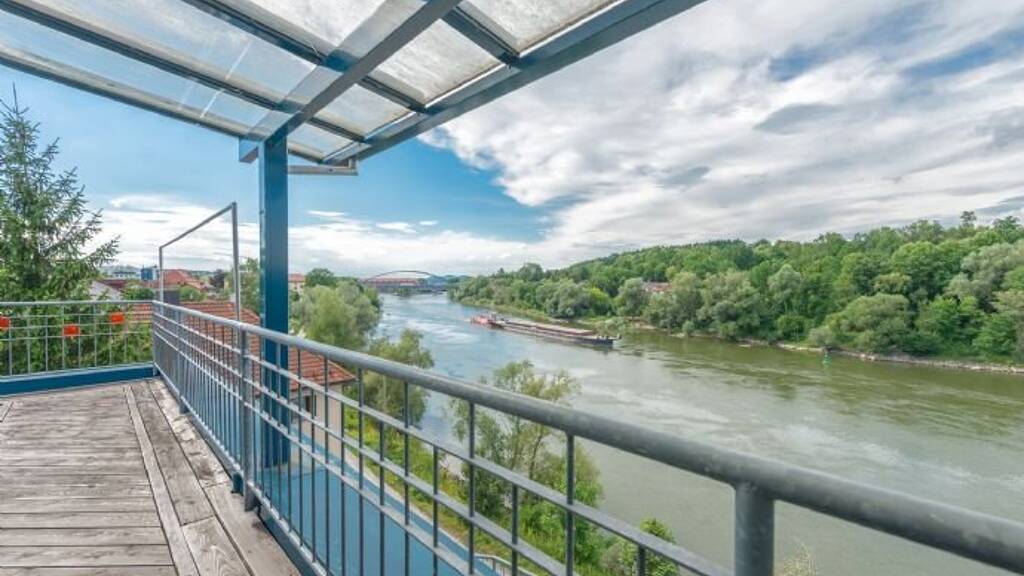 Penthouse zum Kauf provisionsfrei 490.000 € 2 Zimmer 121,8 m² 3. Geschoss frei ab sofort Regensburger Str. 34 Haidenhof-Nord Passau 94036