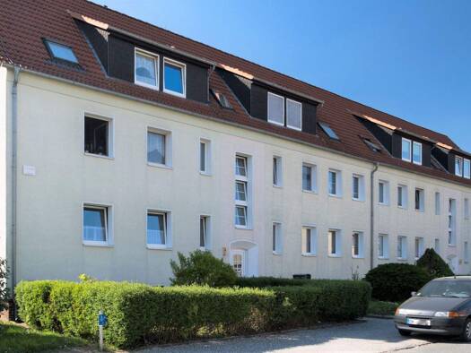 Wohnung zur Miete 297 € 3 Zimmer 66 m² 3. Geschoss frei ab 01.03.2026 Seehäuser Weg 50 Oschersleben 39387