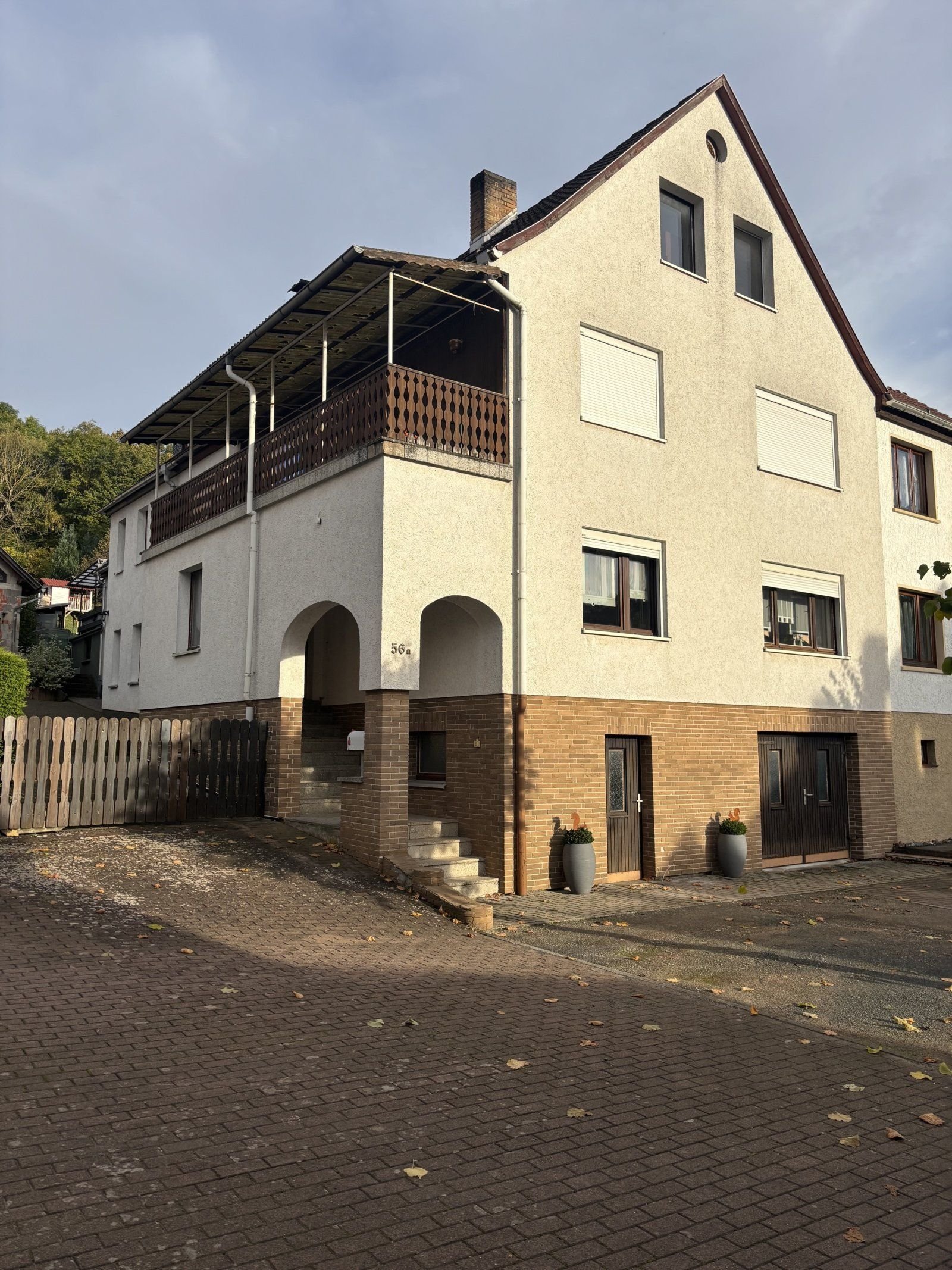 Mehrfamilienhaus zum Kauf provisionsfrei 229.000 € 6 Zimmer 190 m²<br/>Wohnfläche 350 m²<br/>Grundstück Straße der Einheit 56a Trusetal Brotterode 98596