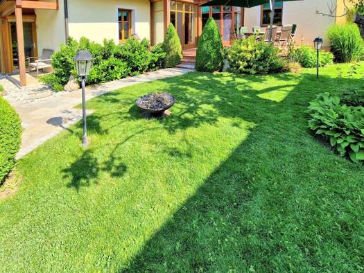 Einfamilienhaus zur Miete 2.358 € 7 Zimmer 238,8 m² 1.779 m² Grundstück frei ab 01.10.2026 Langenrohr 3442