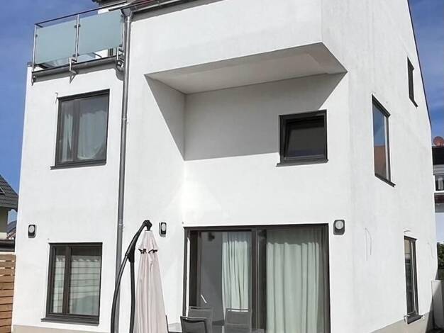Doppelhaushälfte zum Kauf 720.000 € 5 Zimmer 151 m² 280 m² Grundstück frei ab sofort Langen Langen 63225