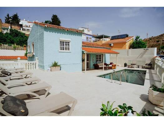Chalet zum Kauf 599.000 € 5 Zimmer 270 m² 350 m² Grundstück Málaga 29010