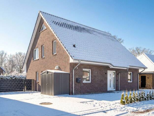 Haus zum Kauf 5 Zimmer 164 m² 736 m² Grundstück Bad Bramstedt 24576