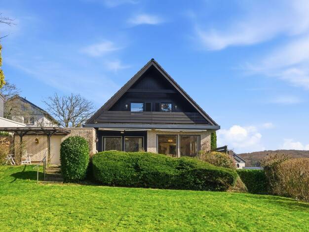 Einfamilienhaus zum Kauf 470.000 € 5 Zimmer 150 m² 892 m² Grundstück Steinenbrück Overath 51491