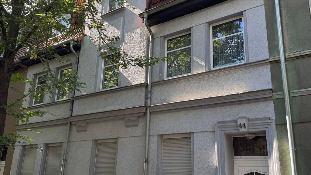 Mehrfamilienhaus zum Kauf als Kapitalanlage geeignet 310.000 € 299 m² 522 m² Grundstück Richard-Wagner-Str. 44 Bernburg 06406