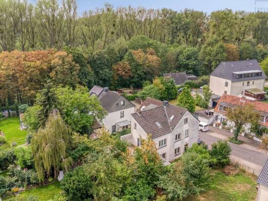 Doppelhaushälfte zum Kauf 420.000 € 8 Zimmer 127,5 m² 212 m² Grundstück Urdenbach Stadtbezirk 9 40593