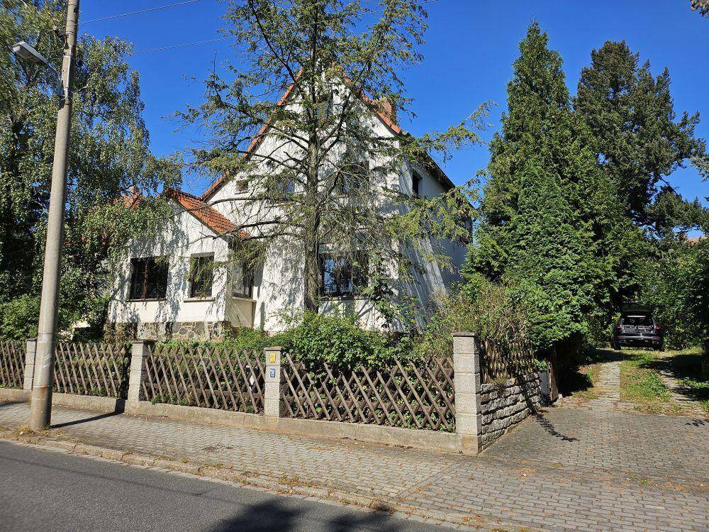 Einfamilienhaus zum Kauf 690.000 € 5 Zimmer 185 m²<br/>Wohnfläche 1.290 m²<br/>Grundstück Klotzsche Dresden 01109