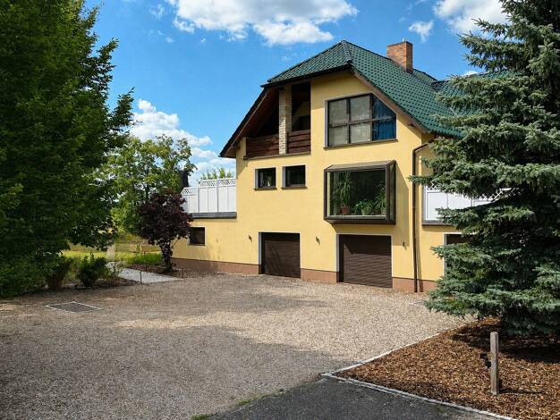 Villa zum Kauf provisionsfrei 1.298.000 € 8 Zimmer 420 m² 4.063 m² Grundstück Kremmen Kremmen 16766