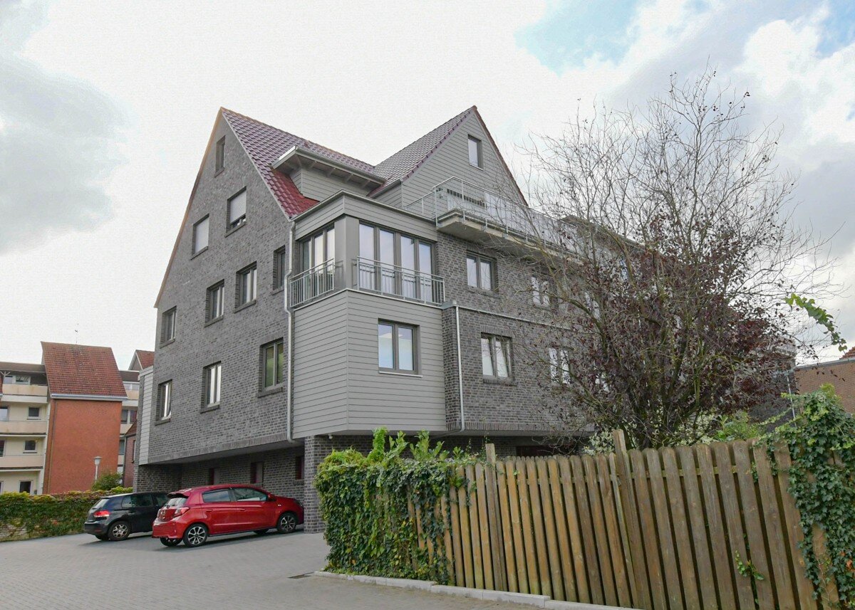 Wohnung zur Miete 1.300 € 3 Zimmer 133,2 m²<br/>Wohnfläche 3.<br/>Geschoss 15.12.2024<br/>Verfügbarkeit Westerstede Westerstede 26655