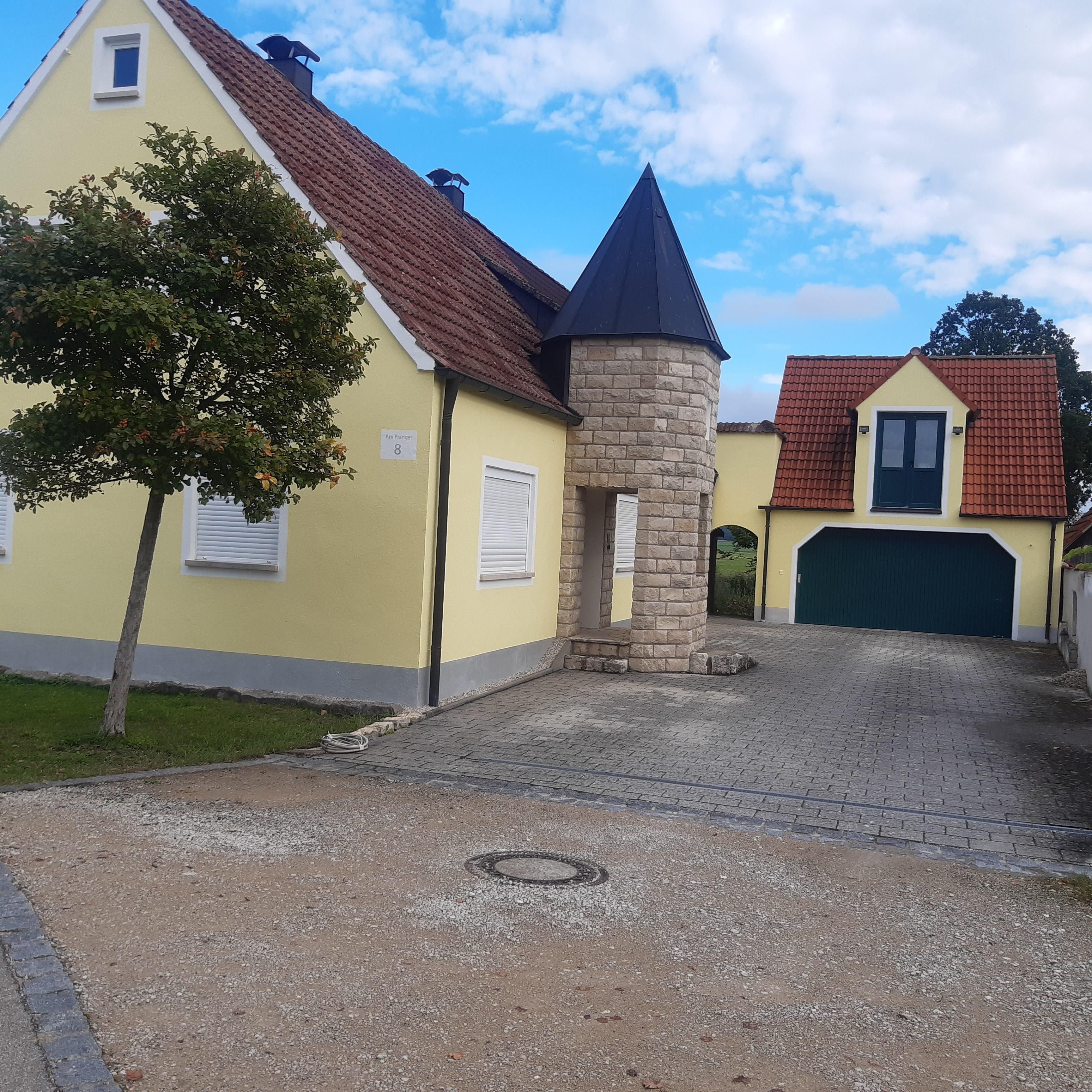 Einfamilienhaus zur Miete 1.200 € 13 Zimmer 155 m²<br/>Wohnfläche 876 m²<br/>Grundstück ab sofort<br/>Verfügbarkeit Am Pranger 8 Holzkirchen Wechingen 86759