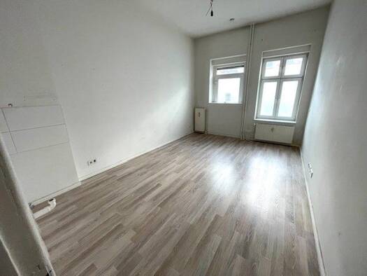 Wohnung zur Miete 373 € 2 Zimmer 45,2 m² EG frei ab 01.12.2025 Lynarstr. 38 Spandau Berlin 13585