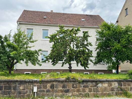 Mehrfamilienhaus zum Kauf 169.000 € 7 Zimmer 170 m² 700 m² Grundstück Löbau 02708