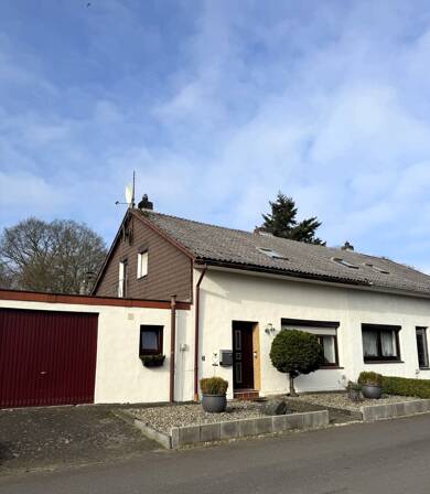 Doppelhaushälfte zum Kauf 199.000 € 119 m² 418 m² Grundstück frei ab sofort P.-H.-Eggers-Straße Rendsburg 24768