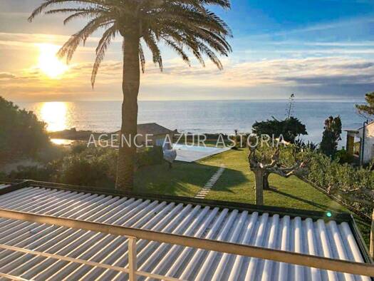 Villa zum Kauf provisionsfrei 4.500.000 € 7 Zimmer 210 m² 1.598 m² Grundstück Les Issambres 83380