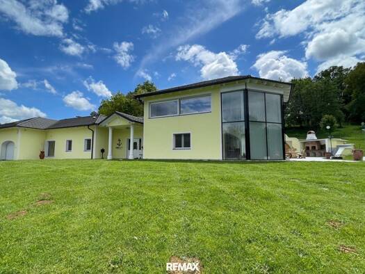 Einfamilienhaus zum Kauf 2.190.000 € 6 Zimmer 251 m² 62.809 m² Grundstück Litzelsdorf 7532