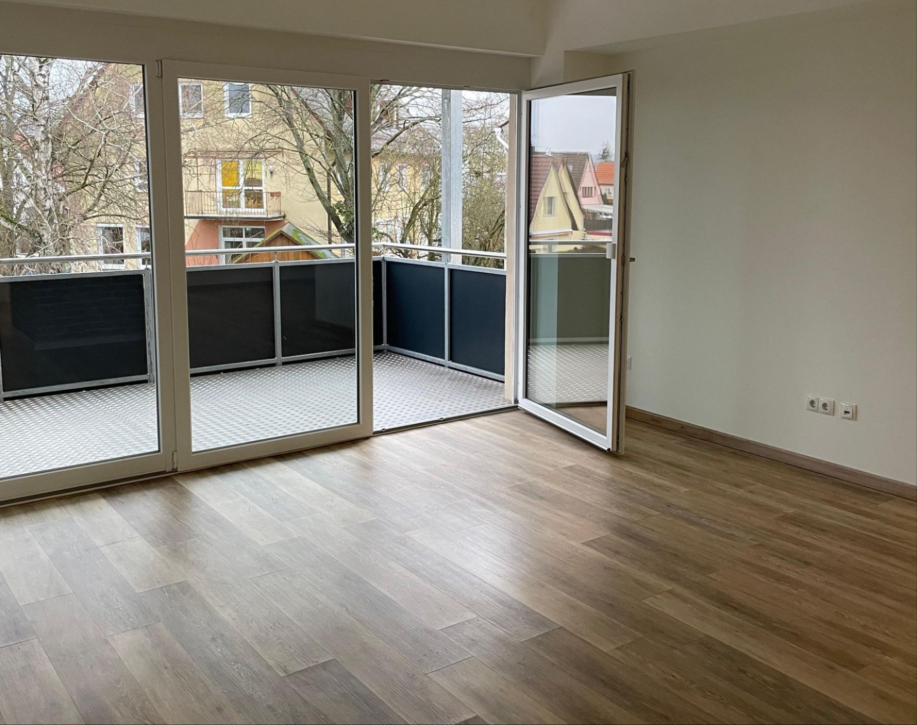 Wohnung zur Miete 755 € 3 Zimmer 83,1 m²<br/>Wohnfläche 1.<br/>Geschoss 01.03.2025<br/>Verfügbarkeit Bgm.-Prell-Straße 18 Seubelsdorf Lichtenfels 96215