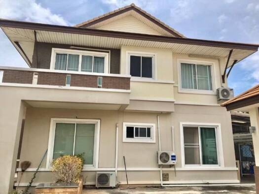 Villa zur Miete 750 € 5 Zimmer 250 m² 400 m² Grundstück Nakhonratchasima 30000