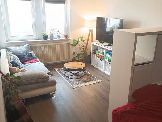 Wohnung zur Miete 590 € 1 Zimmer 30 m² Geschoss 1/4 frei ab sofort Mögeldorf Nürnberg 90482