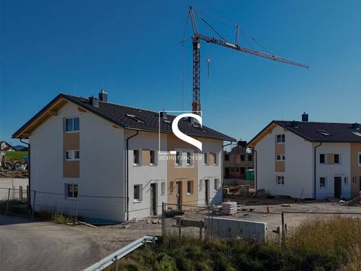 Reihenmittelhaus zum Kauf - Erstbezug provisionsfrei 658.000 € 5 Zimmer 140,1 m² 122 m² Grundstück Straßwalchen 5204