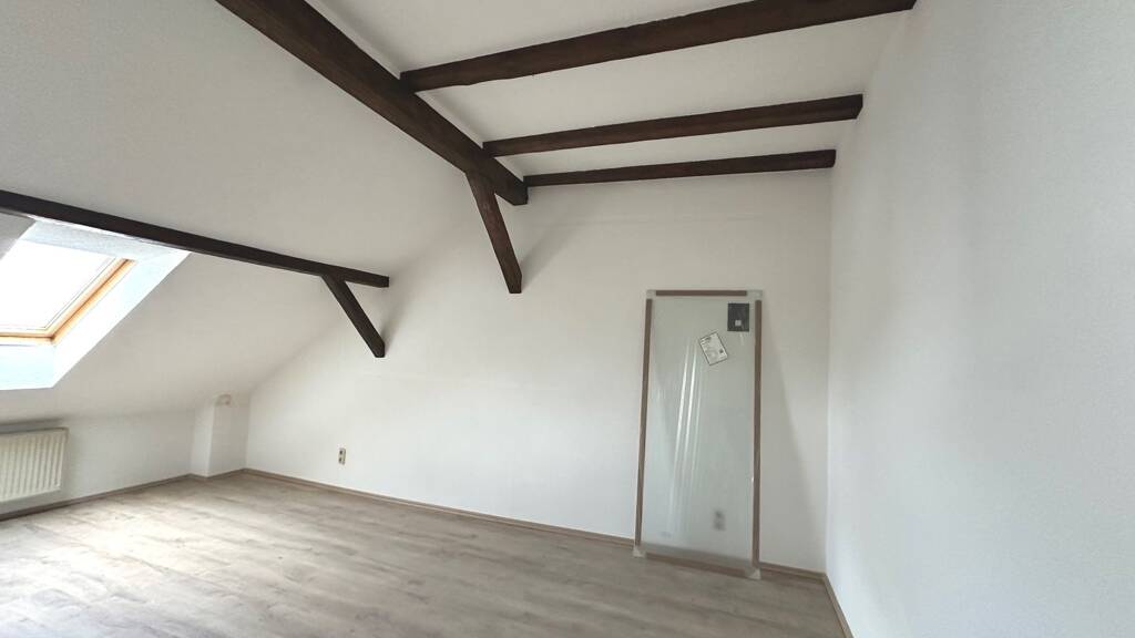 Wohnung zur Miete 250 € 1,5 Zimmer 39,7 m² 3. Geschoss frei ab sofort Katharinenstr. 4 Werdau 08412
