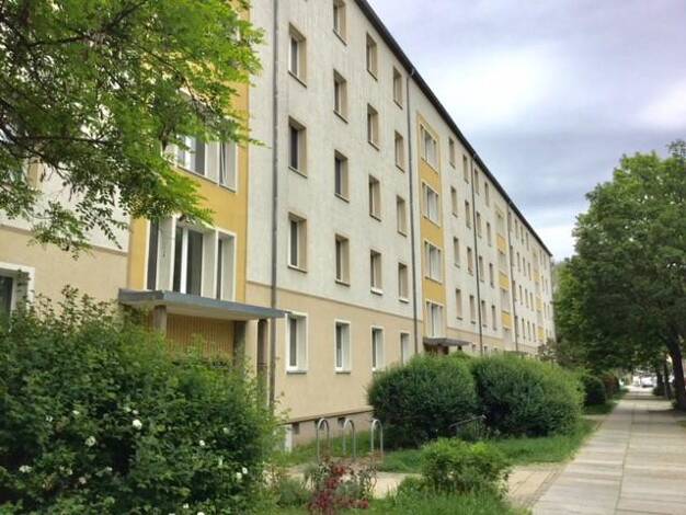 Wohnung zur Miete 494 € 2 Zimmer 59,2 m² 2. Geschoss frei ab 12.04.2026 Tittmannstr. 38 Striesen-West Dresden 01309