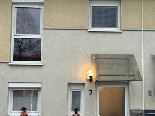 Reihenmittelhaus zum Kauf 640.000 € 4 Zimmer 116 m² 148 m² Grundstück frei ab 01.04.2026 Hechtsheim Mainz 55129