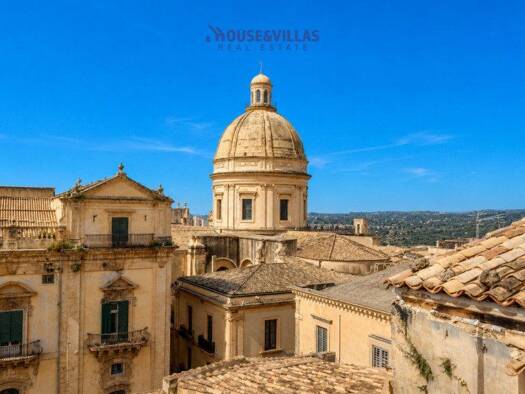 Haus zum Kauf 755.000 € 280 m² Noto 96017