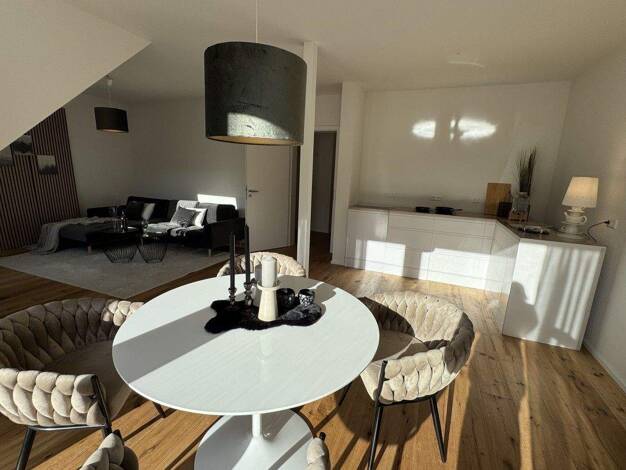 Wohnung zum Kauf - Erstbezug provisionsfrei 599.000 € 4 Zimmer 104,6 m² 2. Geschoss frei ab sofort Pfarrgasse 4 Deckenpfronn 75392