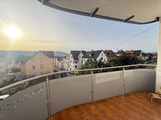 Wohnung zur Miete 1.400 € 3,5 Zimmer 104 m² 1. Geschoss Untertürkheim Stuttgart 70327