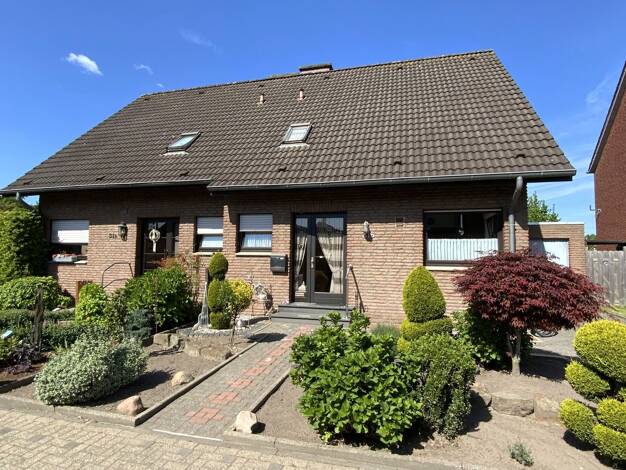 Doppelhaushälfte zum Kauf 295.000 € 4 Zimmer 85,9 m² 295 m² Grundstück Ahaus Ahaus 48683