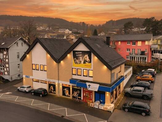 Laden zum Kauf 659.721 € 7 Zimmer 401 m² Verkaufsfläche Hellenthal Hellenthal 53940