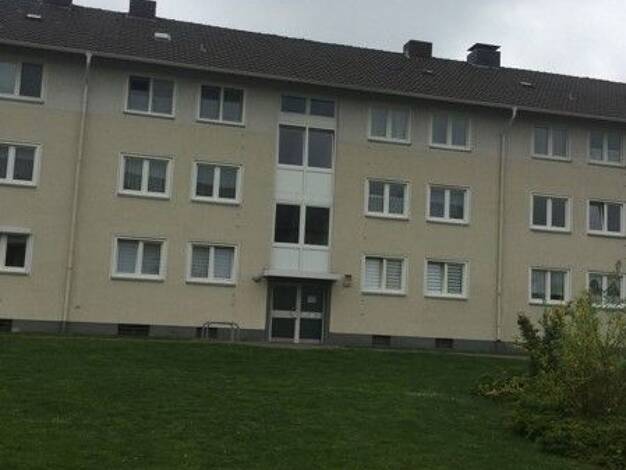 Wohnung zur Miete 593 € 2 Zimmer 55,6 m² 1. Geschoss frei ab 23.04.2026 Bismarckstr. 55 Wiesdorf Leverkusen 51373