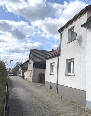 Einfamilienhaus zum Kauf als Kapitalanlage geeignet 145.000 € 8,5 Zimmer 200 m² 496 m² Grundstück Rothenschirmbach Eisleben 06295