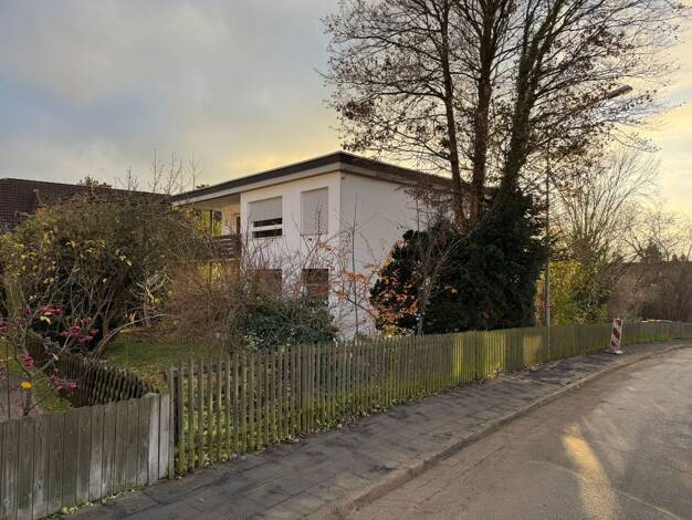 Einfamilienhaus zum Kauf 640.000 € 6 Zimmer 168 m² 1.033 m² Grundstück Niederdollendorf Königswinter 53639