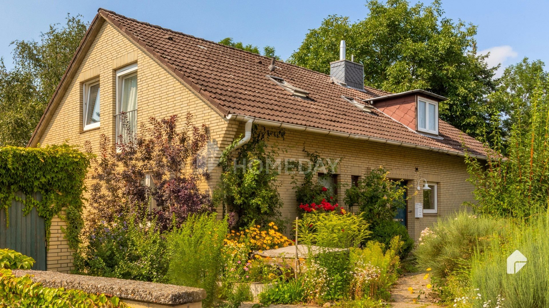 Mehrfamilienhaus zum Kauf 340.000 € 12 Zimmer 250 m²<br/>Wohnfläche 704 m²<br/>Grundstück Mölln 23879