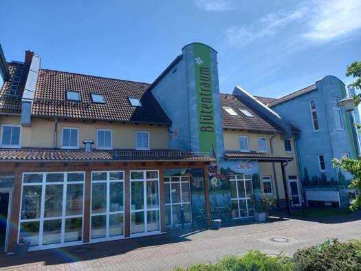 Wohnung zur Miete 1.539 € 2 Zimmer 52 m² frei ab sofort Apfelweg 3 Werder (Havel) 14542
