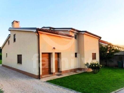 Haus zum Kauf 459.000 € 4 Zimmer 163 m² Fažana