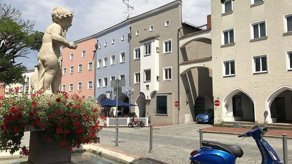 Stadthaus zum Kauf als Kapitalanlage geeignet 870.000 € 6 Zimmer 265 m² 113 m² Grundstück Mühldorf Mühldorf a.Inn 84453