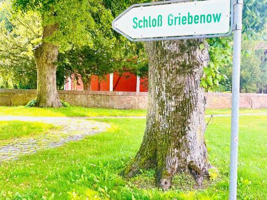 Büro zur Miete 5 Zimmer 192,2 m² Bürofläche teilbar von 45 m² bis 400 m² Schloßweg 3 Griebenow Süderholz 18516