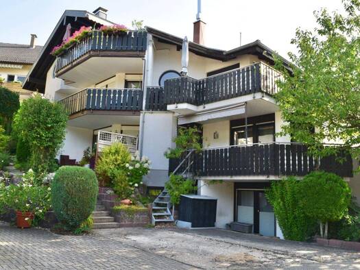 Doppelhaushälfte zum Kauf 350.000 € 5 Zimmer 173 m² 200 m² Grundstück Bernbach Bad Herrenalb 76332