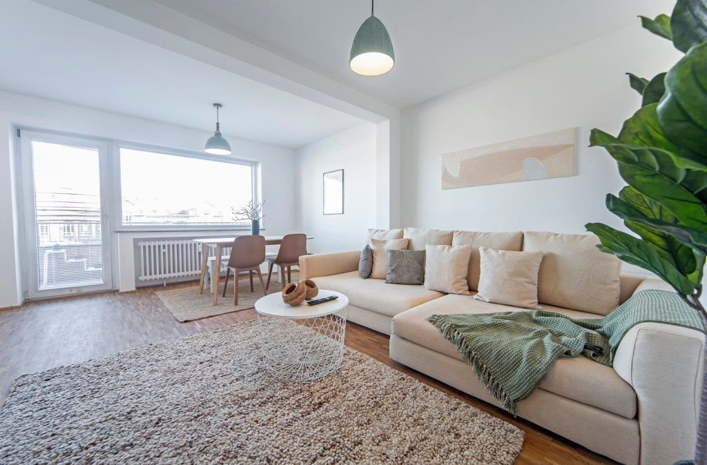 Wohnung zur Miete Wohnen auf Zeit 1.500 € 2 Zimmer 45 m²<br/>Wohnfläche 01.04.2025<br/>Verfügbarkeit Binterimstraße Bilk Düsseldorf 40223