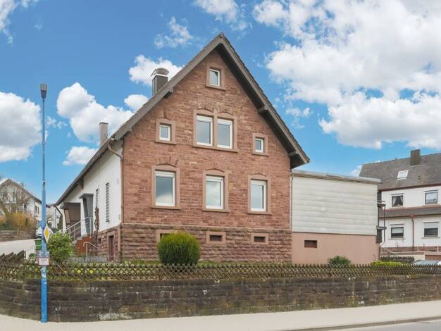 Doppelhaushälfte zum Kauf 290.000 € 4 Zimmer 124 m² 351 m² Grundstück Reichenbach Waldbronn / Reichenbach 76337