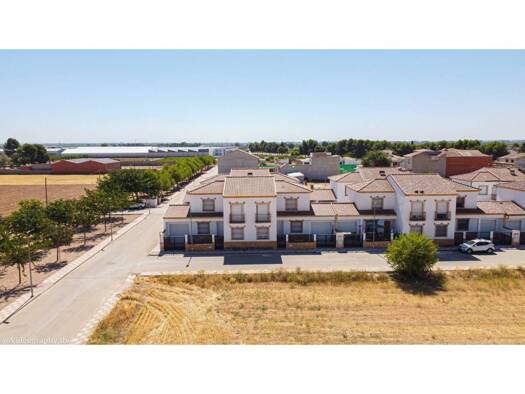 Reihenhaus zum Kauf 133.900 € 4 Zimmer 171 m² 162 m² Grundstück >Calle Cabernet > La Villa de Don Fadrique 45850