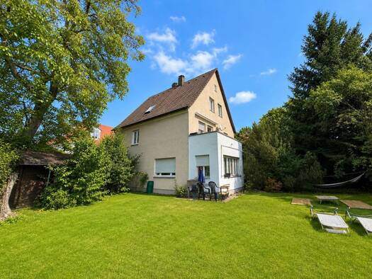Mehrfamilienhaus zur Miete 3.500 € 6 Zimmer 188 m² 902 m² Grundstück frei ab sofort Pasing-Obermenzing München 81241