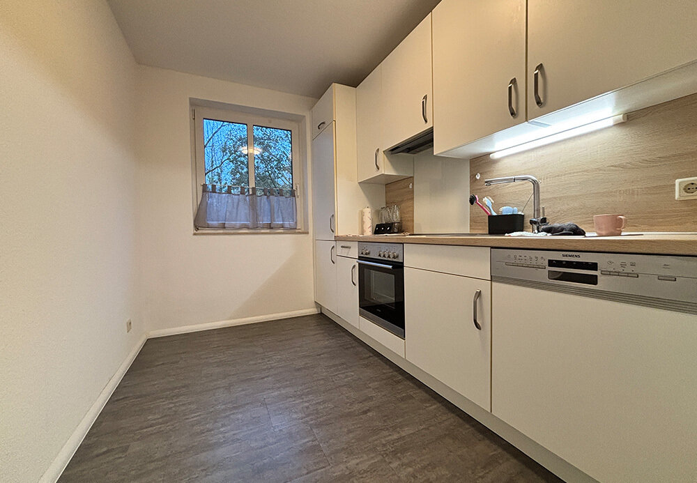 Wohnung zur Miete 595 € 2 Zimmer 62,7 m²<br/>Wohnfläche 01.01.2025<br/>Verfügbarkeit Lehesterdeich Bremen 28357