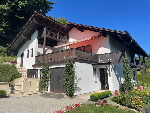 Haus zur Miete 1.900 € 4 Zimmer 132 m² 1.192 m² Grundstück frei ab sofort Buchberg 4 Achdorf Landshut 84036