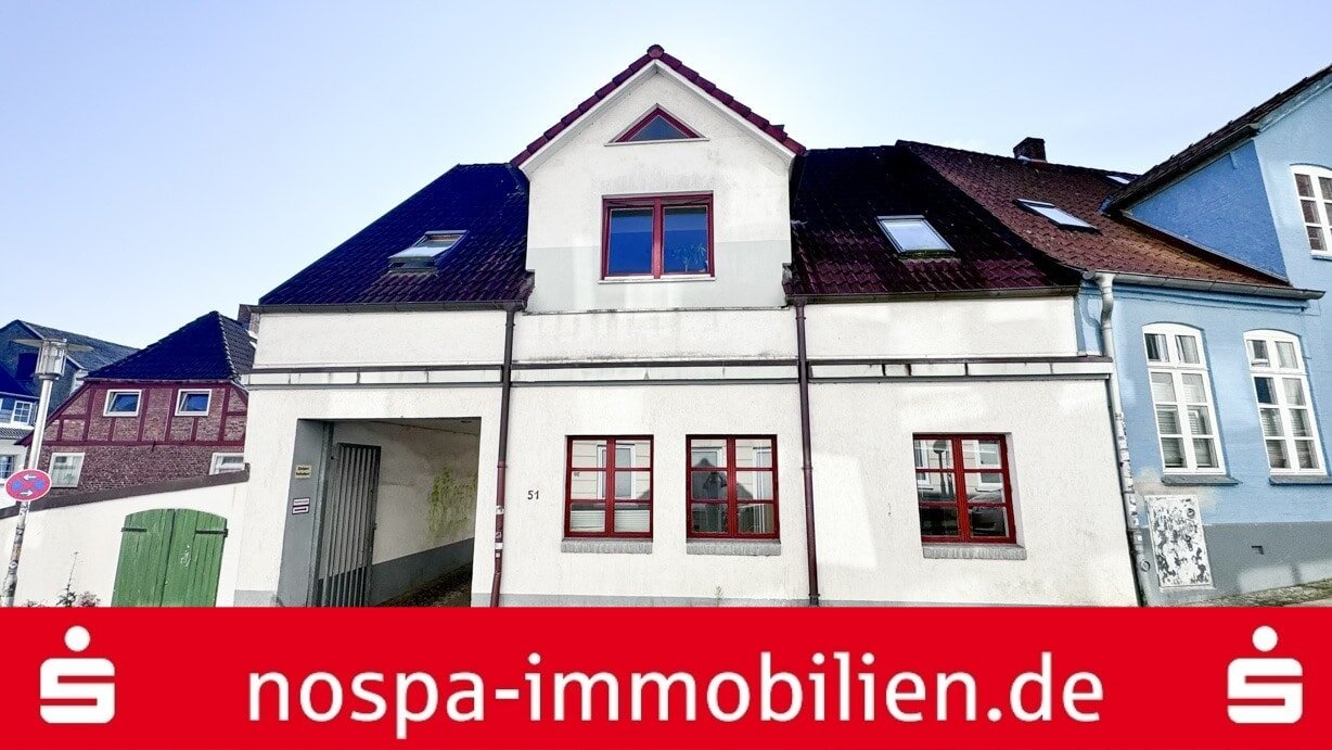 Mehrfamilienhaus zum Kauf 329.000 € 6 Zimmer 147 m²<br/>Wohnfläche 537 m²<br/>Grundstück Altstadt Flensburg 24937