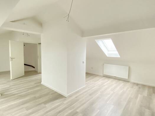 Wohnung zur Miete 1.150 € 4 Zimmer 100 m² 1. Geschoss frei ab sofort Wiechertstraße 10 Ingolstadt 85055