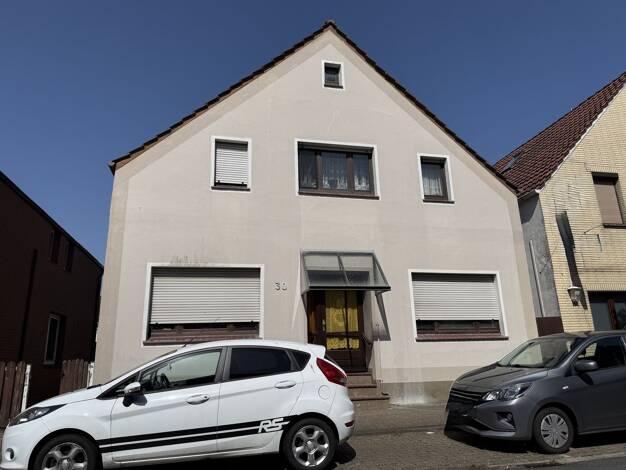 Mehrfamilienhaus zum Kauf 149.000 € 6 Zimmer 142 m² 288 m² Grundstück Nordenham Nordenham 26954
