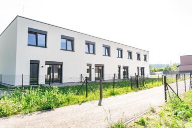 Reihenmittelhaus zum Kauf provisionsfrei 479.000 € 5,5 Zimmer 108 m² 265 m² Grundstück Grabenhof Wels 4600